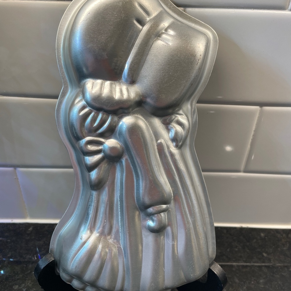 Holly Hobbie Vintage Cake Pan